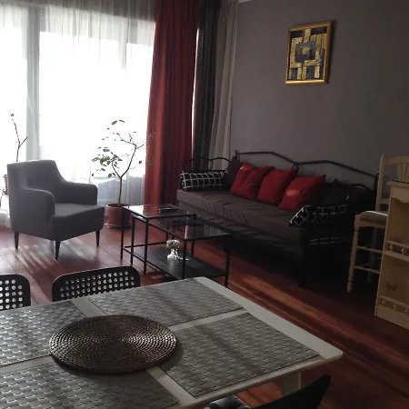 Lake Boutique Apartment Mamaia